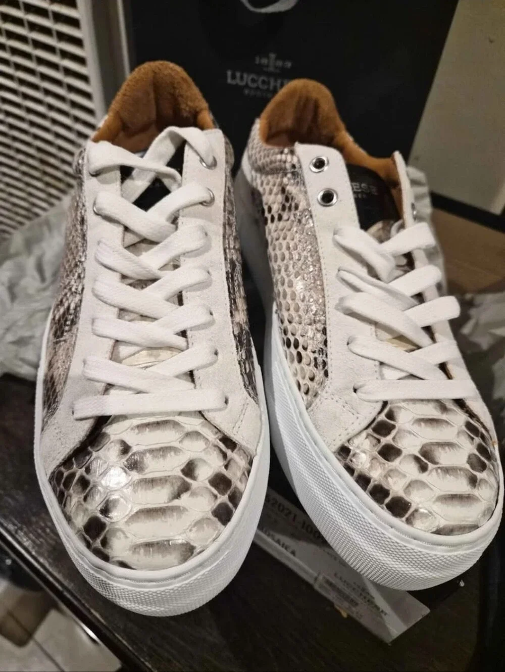 Mosaico Lace Up Sneaker